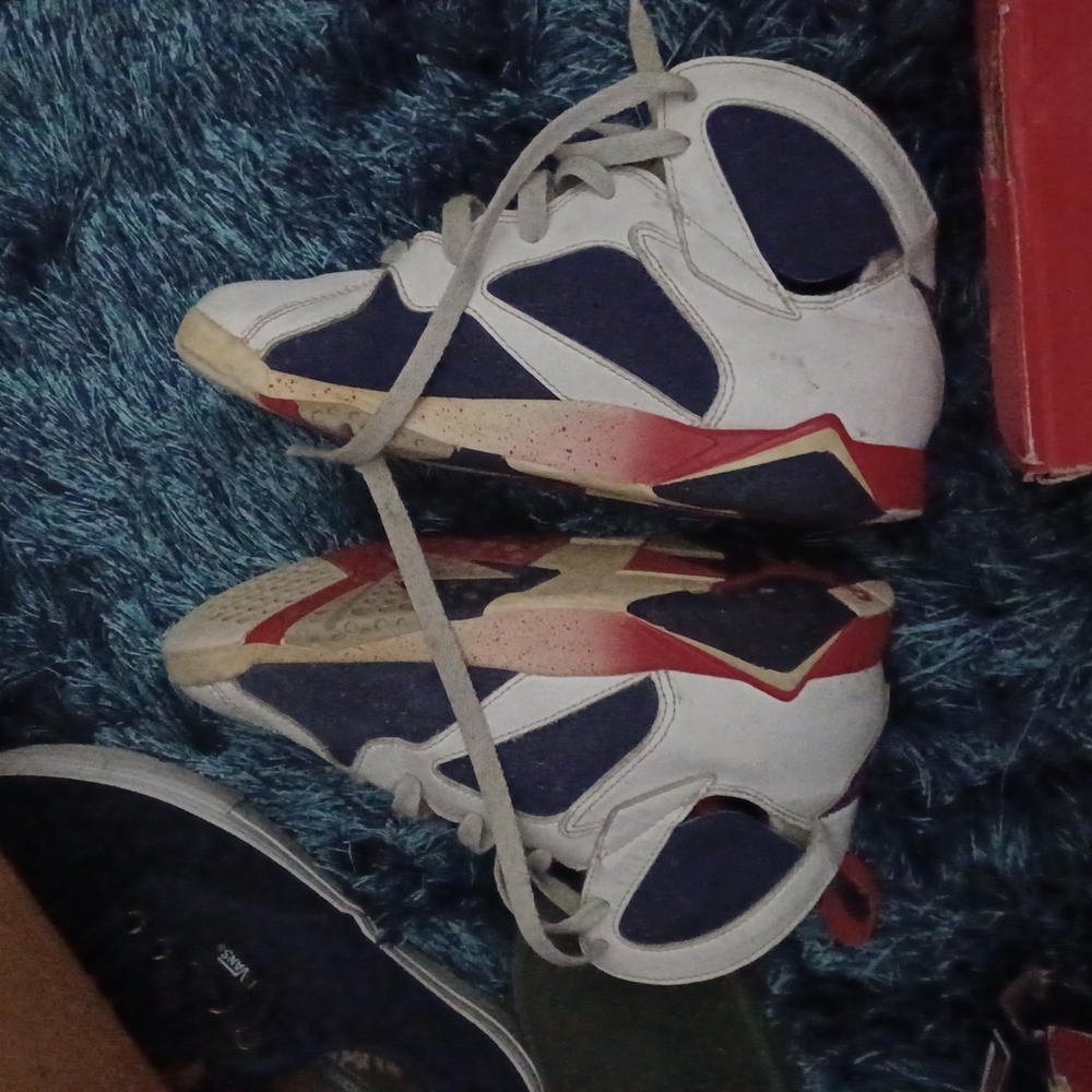 Shoes - Picture 6 of 6